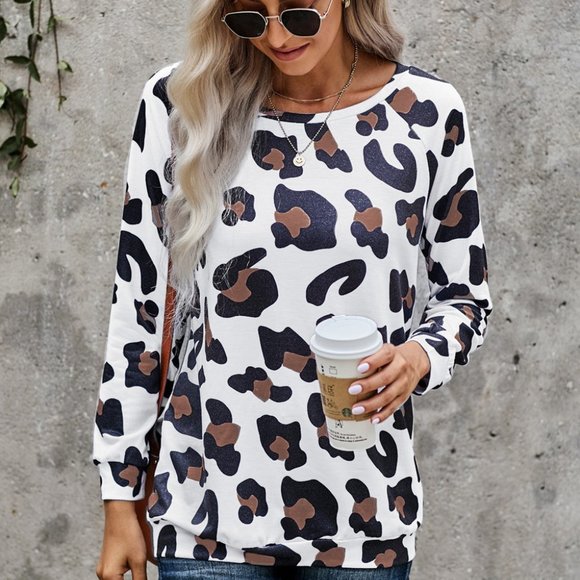 RESTOCKED! White Leopard Print Long Sleeve Top - Picture 5 of 11